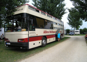 009-Stellplatz_Hotelbus_800x600.jpg